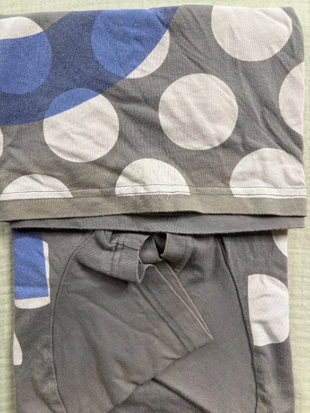 Johnnie b Boys Graphic Tee Gray Polka Dot Pattern Short Sleeve Cotton 8Y Portuga - Picture 11 of 11